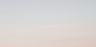 Aksesuarlarla Saçın Ön Plana Çıkması İçin Etkileyici İpuçları