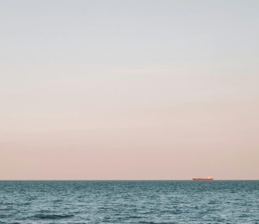 Aksesuarlarla Saçın Ön Plana Çıkması İçin Etkileyici İpuçları