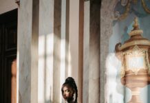 Moda Dergilerinde Yer Alan Tokalar: Şıklığın Sırları Neler?