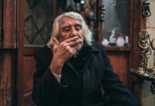 İnce Lastikli Saç Tokaları Sağlıklı Mı? Gerçekleri Keşfedin!