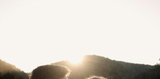 Davet İçin İdeal Toka Modelleri: Şıklığınızı Tamamlayacak Seçenekler