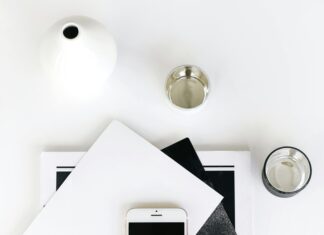 Minimal Saç Aksesuar Trendi: Şıklığı Keşfetmenin En İyi Yolu