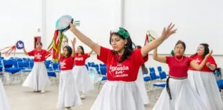 Sade Toka Kombinleri İle Şıklığı Yakalayın: En İyi İpuçları