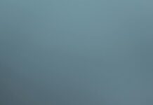 Sade Saçlara Hareket Katan Tokalar İle Şıklığı Yakalayın