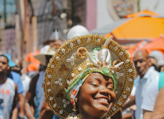 Toka İle Boyun Aksesuarı Uyumu Nasıl Sağlanır: Etkileyici İpuçları