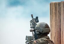 Saç Tokası İle Özel Gün Şıklığı: Göz Alıcı Stilin Sırları