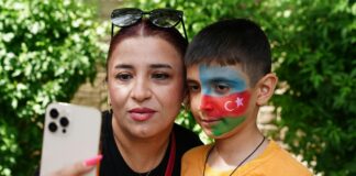 Saç Tokası Modasında Son Trendler: Şıklığı Yakalamanın Sırları