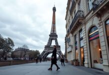 Moda Dünyasında Paris’in Gizli Hazineleri Paris's Hidden Treasures in the World of Fashion