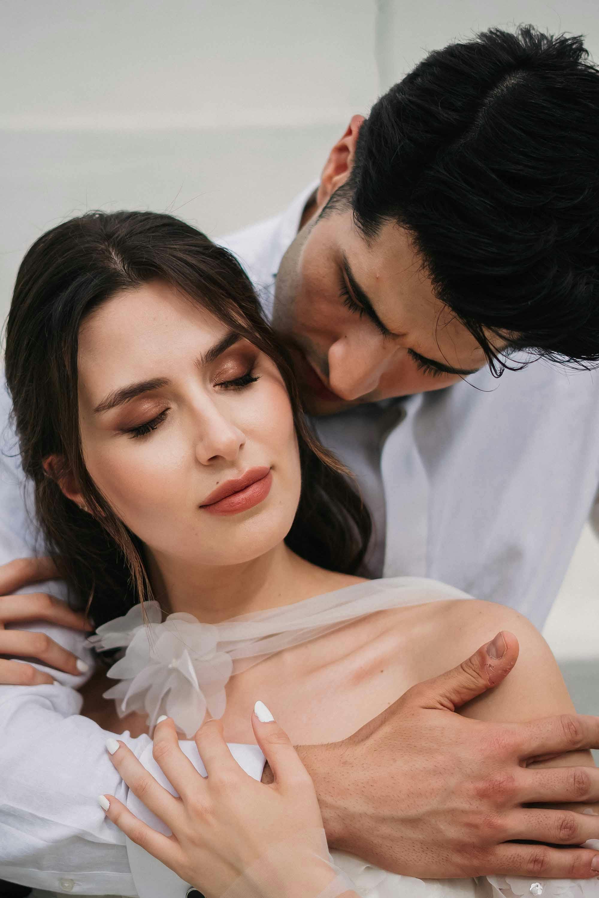 Düğün Davetlileri İçin Saç Aksesuarı: En Şık ve Trend Öneriler